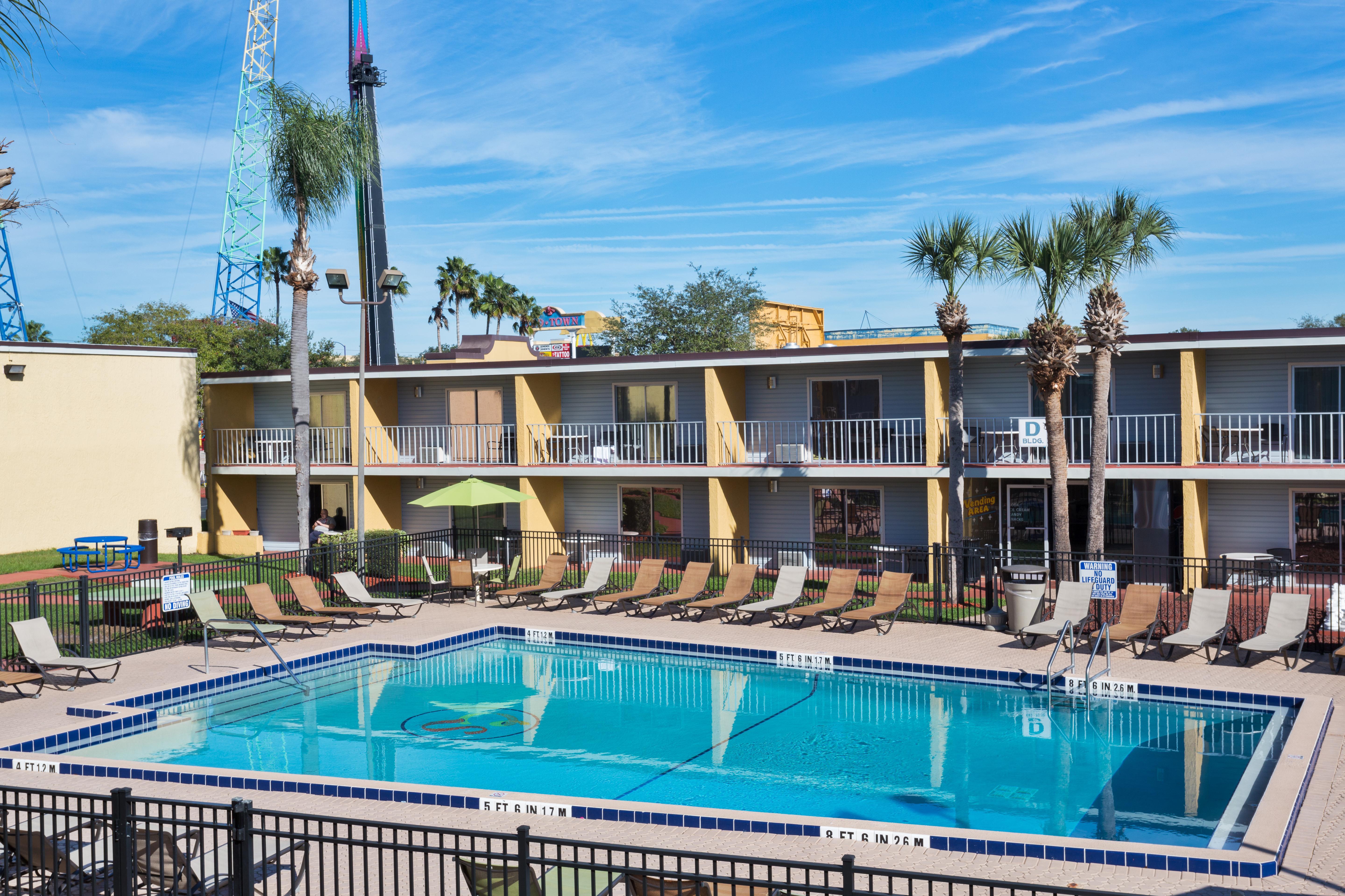Celebration Suites Exterior photo